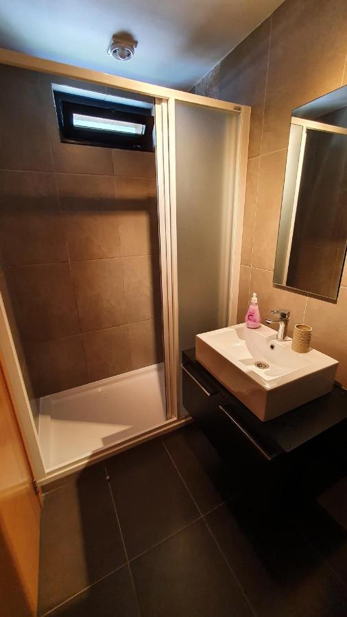 Modern 4 Double Bedroom Villa With Pool / Garden Valdovino Ngoại thất bức ảnh
