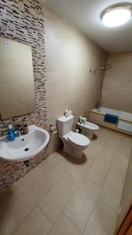 Modern 4 Double Bedroom Villa With Pool / Garden Valdovino Ngoại thất bức ảnh